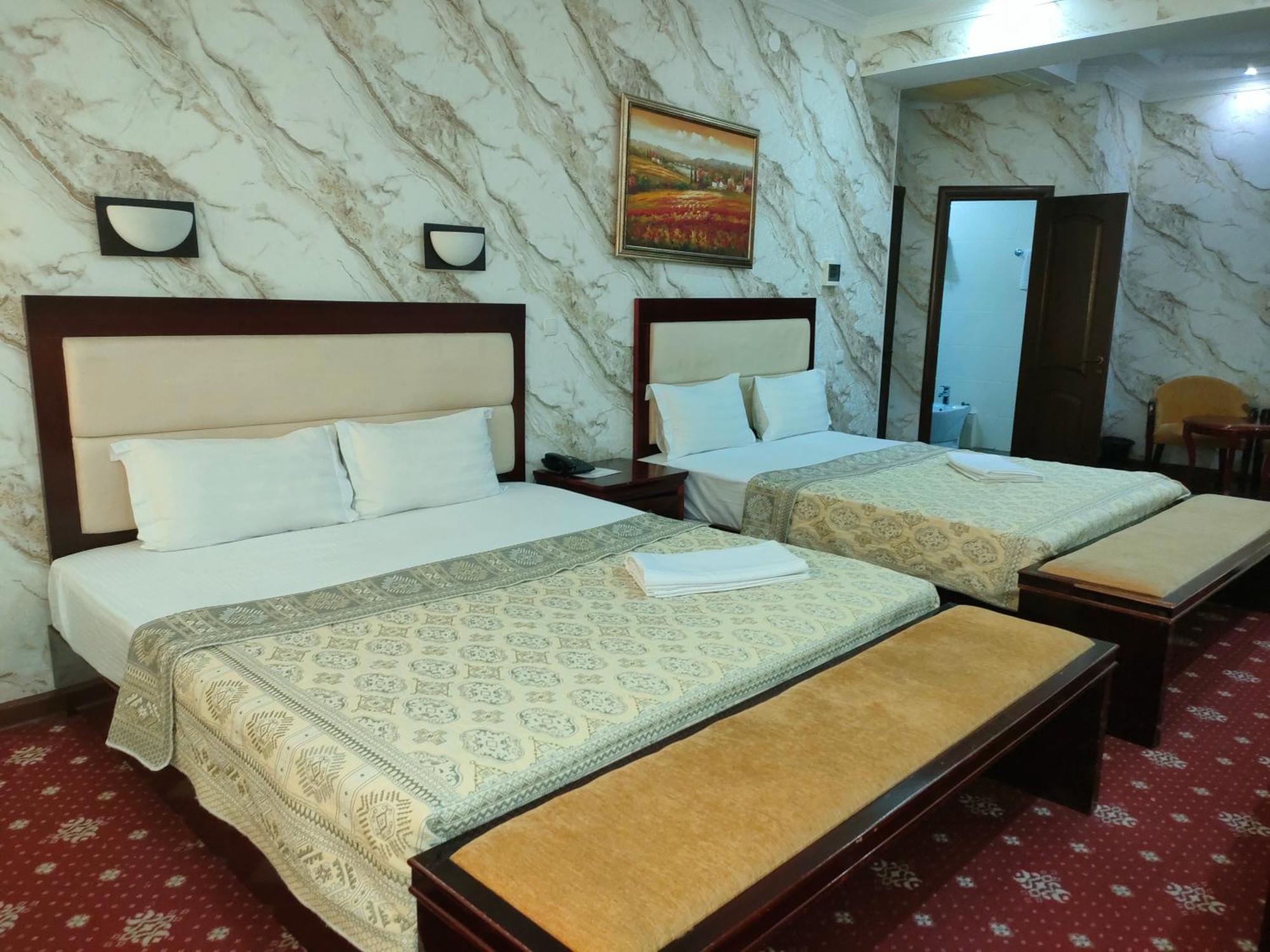 Sary Arka Hotel Шимкент Екстериор снимка