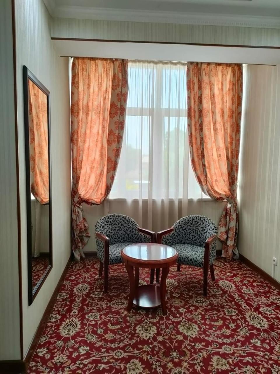 Sary Arka Hotel Шимкент Екстериор снимка