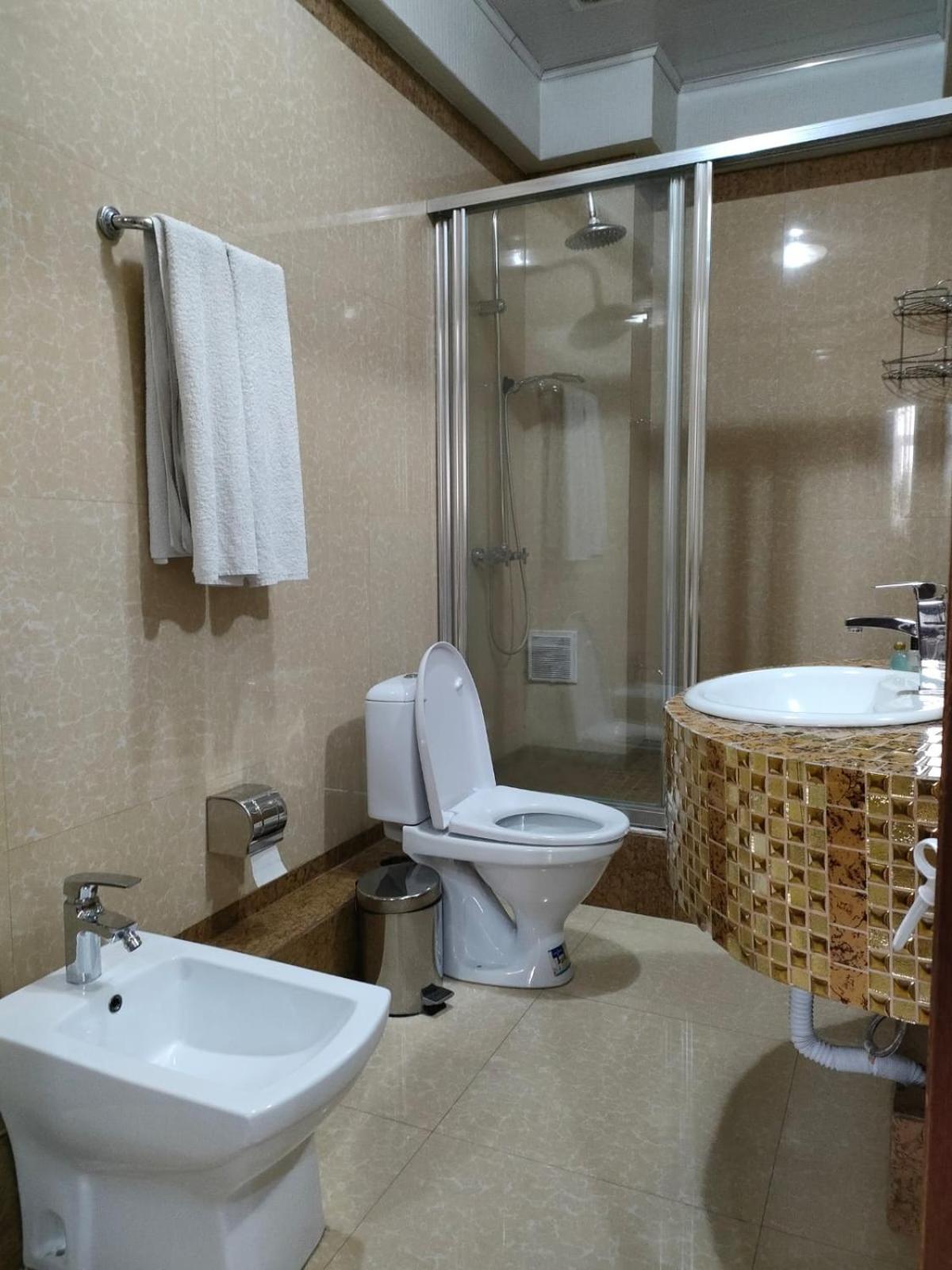 Sary Arka Hotel Шимкент Екстериор снимка